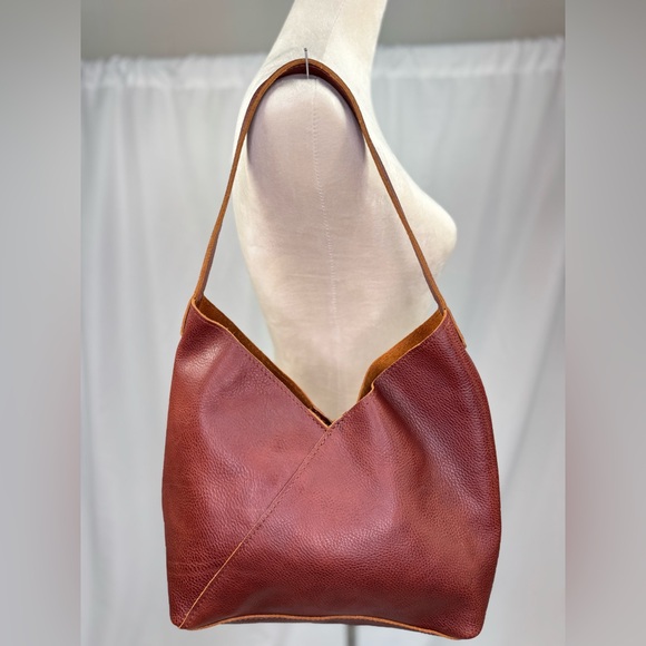 PORTLAND LEATHER GOODS NAOMI SHOULDER BAG-LARGE NUTMEG - Picture 4 of 9